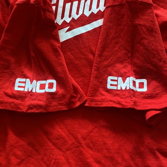 Milwaukee Tee - Picture 4 of 5